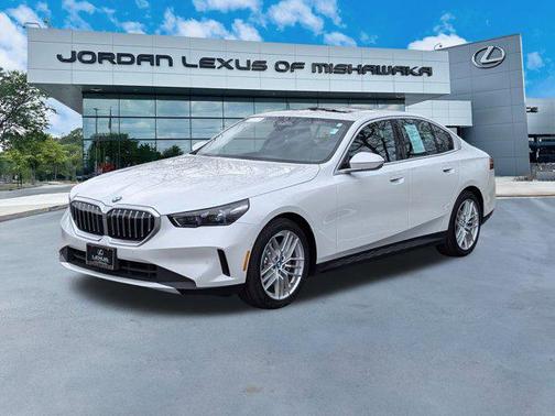 2024 BMW 530 i xDrive