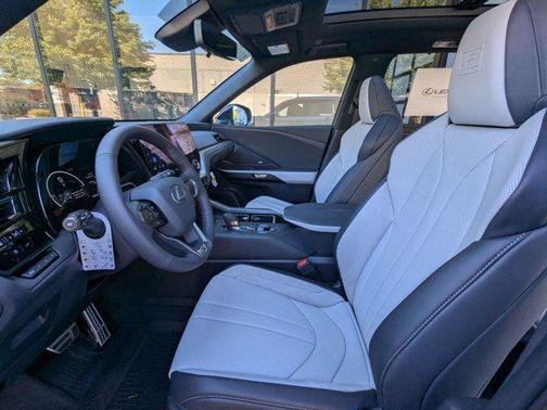 2026 Lexus TX 500h F SPORT Premium