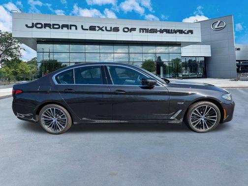 2023 BMW 530e Base
