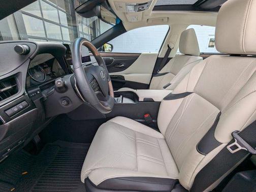 2024 Lexus ES 350 Ultra Luxury