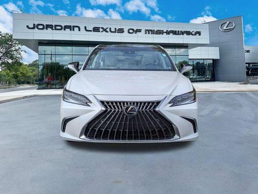 2024 Lexus ES 350 Ultra Luxury
