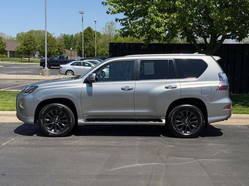 Atomic Silver 2023 Lexus GX 460 Premium