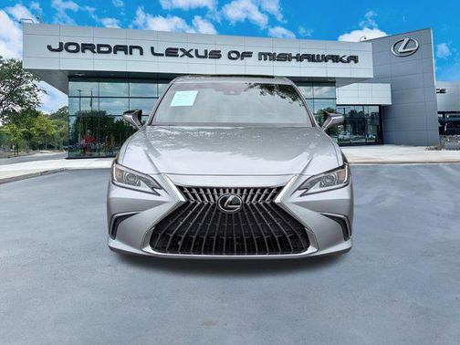 2022 Lexus ES 350 Base