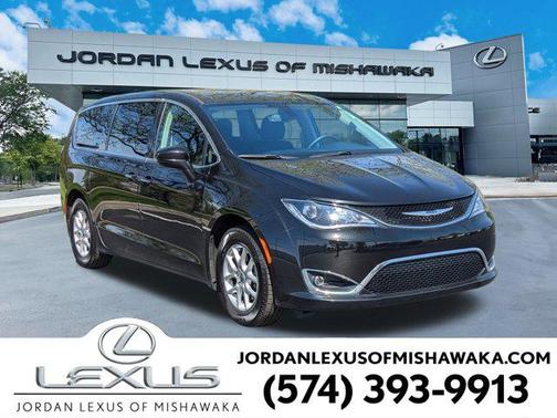 2020 Chrysler Pacifica Touring