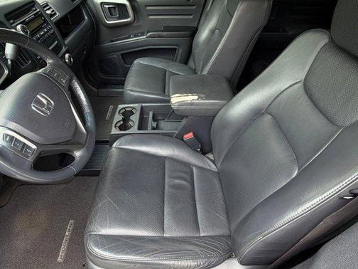 Maroon 2011 Honda Ridgeline RTL