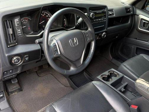 Maroon 2011 Honda Ridgeline RTL