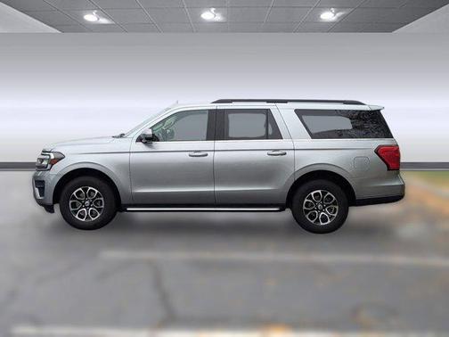 2023 Ford Expedition Max XLT