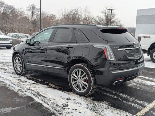 2023 Cadillac XT5 Sport