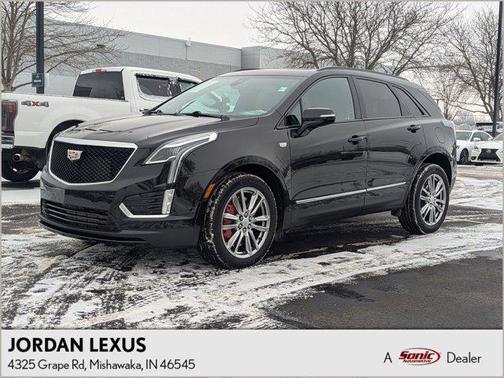 2023 Cadillac XT5 Sport
