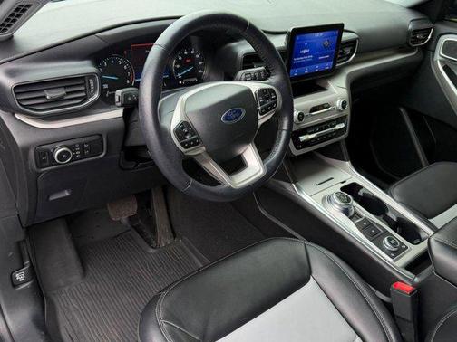 Carbonized Gray Metallic 2023 Ford Explorer XLT