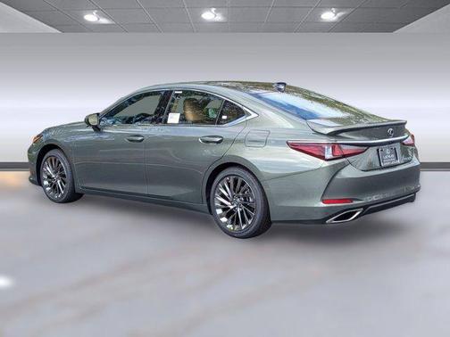 2025 Lexus ES 350 Ultra Luxury