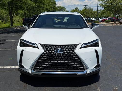 Ultra White 2026 Lexus UX 300h Base