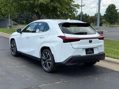 Ultra White 2026 Lexus UX 300h Base