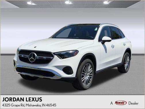 Polar White 2023 Mercedes-Benz GLC 300 4MATIC