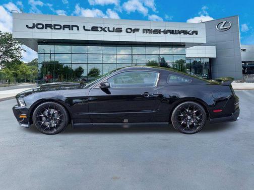 2011 Ford Mustang GT Premium