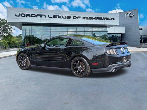 2011 Ford Mustang GT Premium