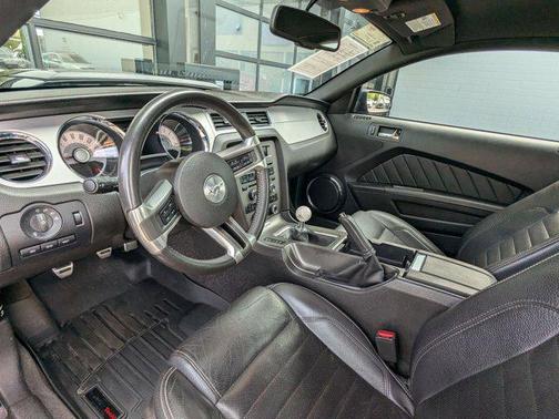 2011 Ford Mustang GT Premium