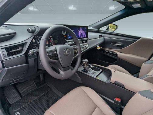2025 Lexus ES 350 Base