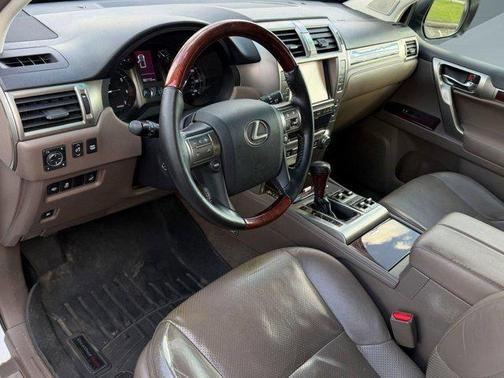 2016 Lexus GX 460 Luxury