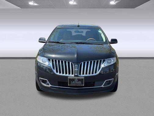 Tuxedo Black Metallic 2015 Lincoln MKX Base