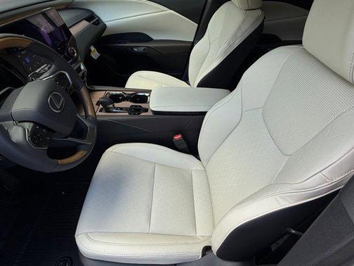 Eminent White Pearl 2026 Lexus RX 350 Base