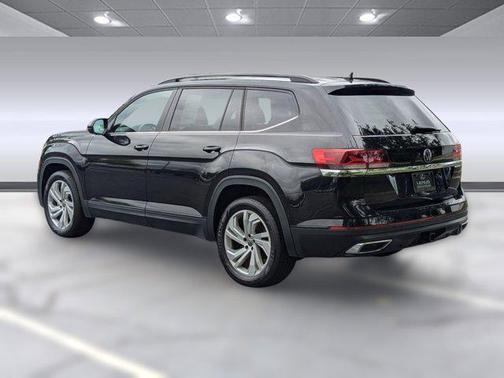 2022 Volkswagen Atlas 3.6L SE w/Technology