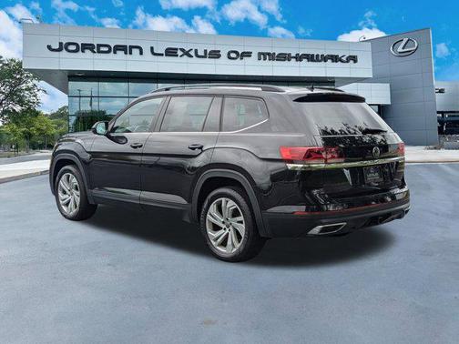 2022 Volkswagen Atlas 3.6L SE w/Technology