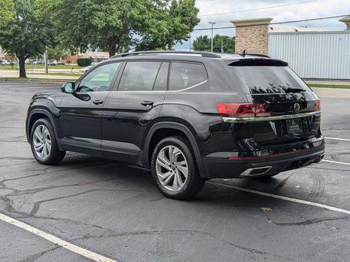 2022 Volkswagen Atlas 3.6L SE w/Technology