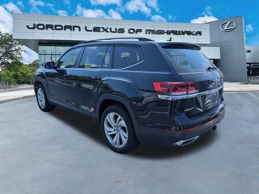 2022 Volkswagen Atlas 3.6L SE w/Technology