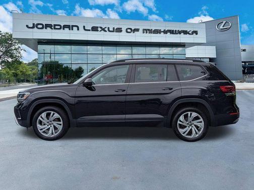 2022 Volkswagen Atlas 3.6L SE w/Technology