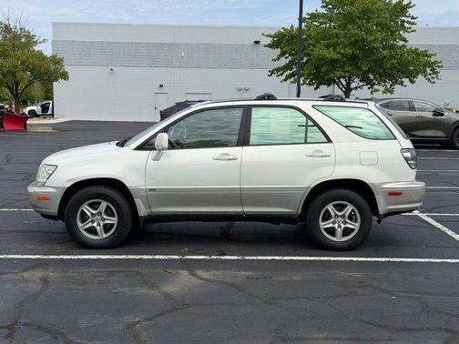 White 2002 Lexus RX 300 Base