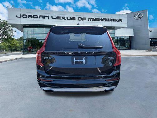 2020 Volvo XC90 T5 Momentum