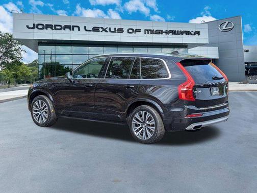 2020 Volvo XC90 T5 Momentum
