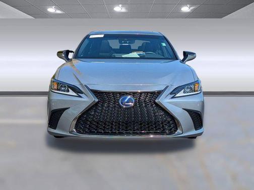 2022 Lexus ES 300h F SPORT