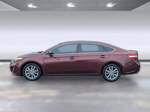 2013 Toyota Avalon XLE