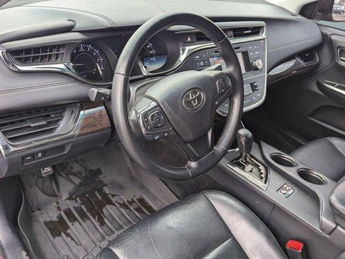 2013 Toyota Avalon XLE