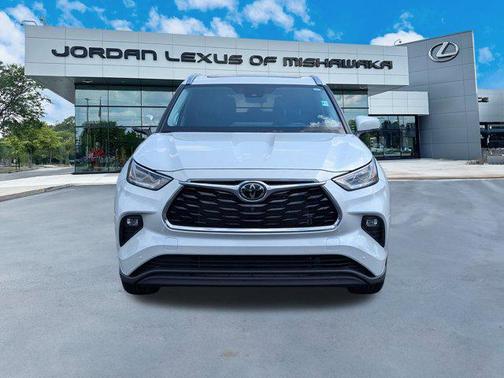 2022 Toyota Highlander Limited