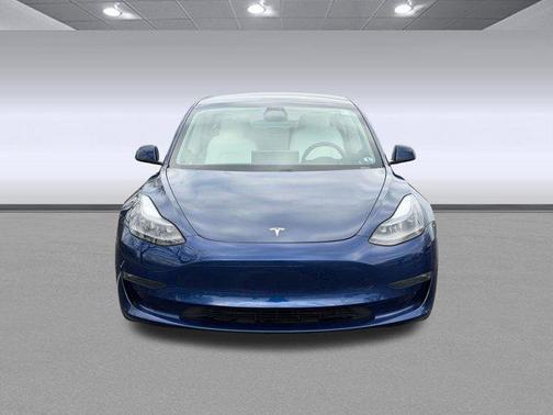 Deep Blue Metallic 2021 Tesla Model 3 Performance