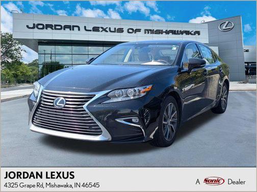 2016 Lexus ES 300h Base