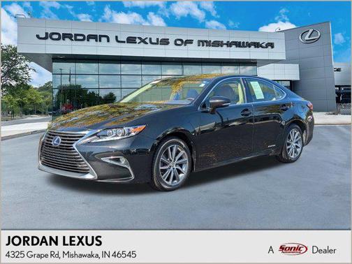 2016 Lexus ES 300h Base