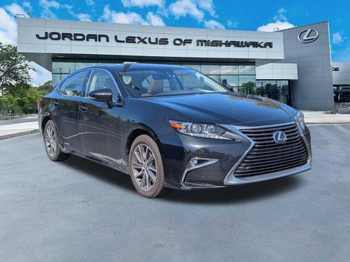 2016 Lexus ES 300h Base