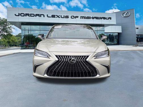 2025 Lexus ES 350 Ultra Luxury