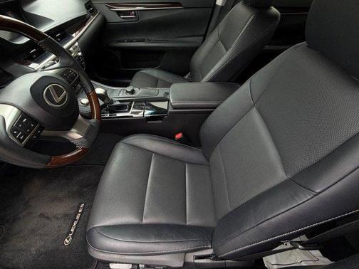 2017 Lexus ES 350 Base