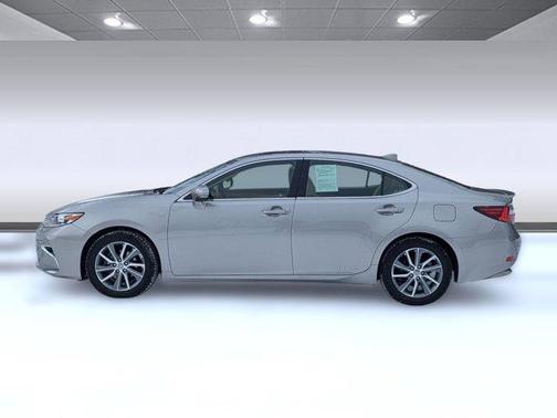 2018 Lexus ES 300h Base