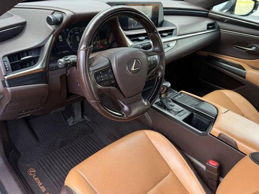 2019 Lexus ES 350 Base