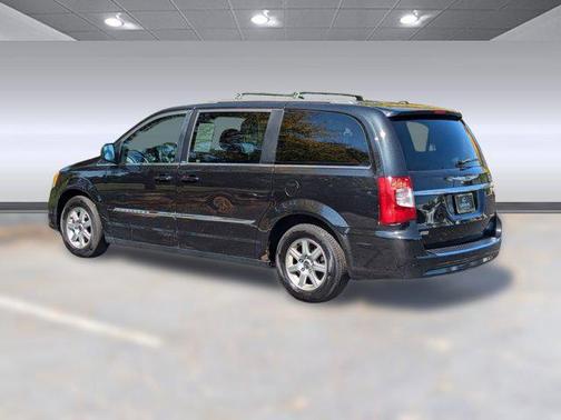 2012 Chrysler Town & Country Touring
