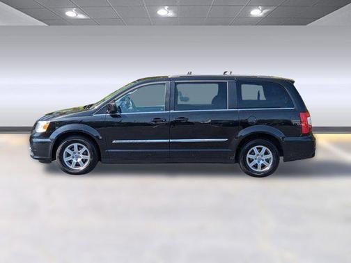 2012 Chrysler Town & Country Touring