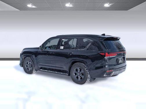2026 Lexus LX 700h Overtrail