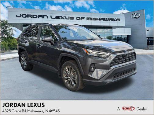 2022 Toyota RAV4 XLE Premium