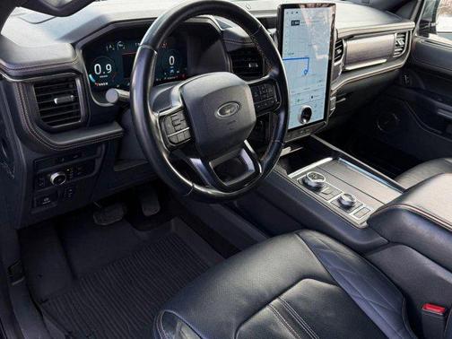 2022 Ford Expedition Max Platinum